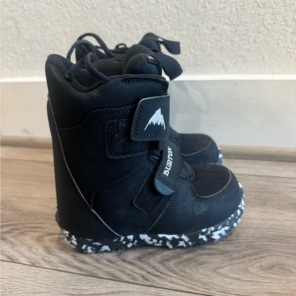 Burton Mini Grom Boots 13c